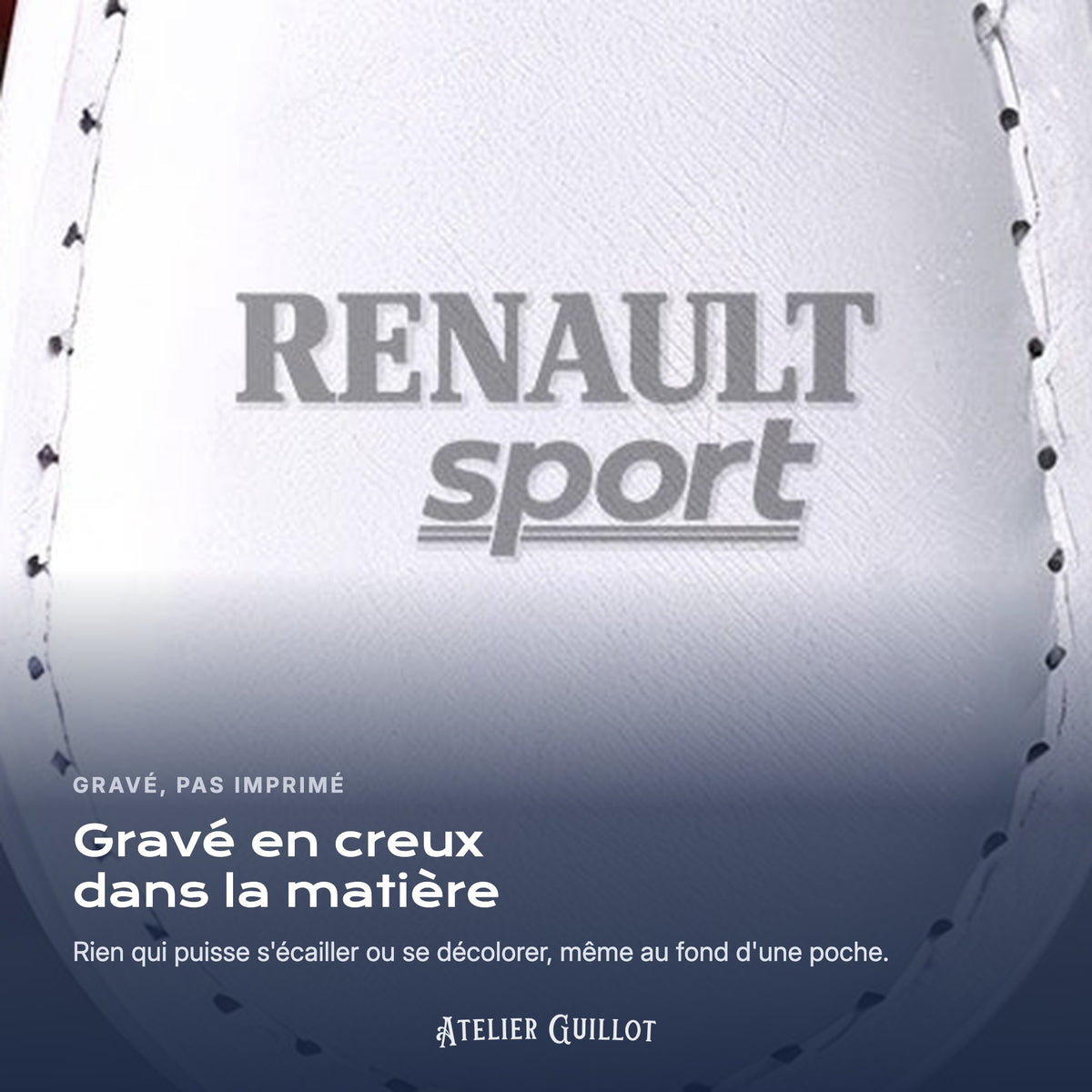Logo Renault Sport gravé au laser dans le simili cuir
