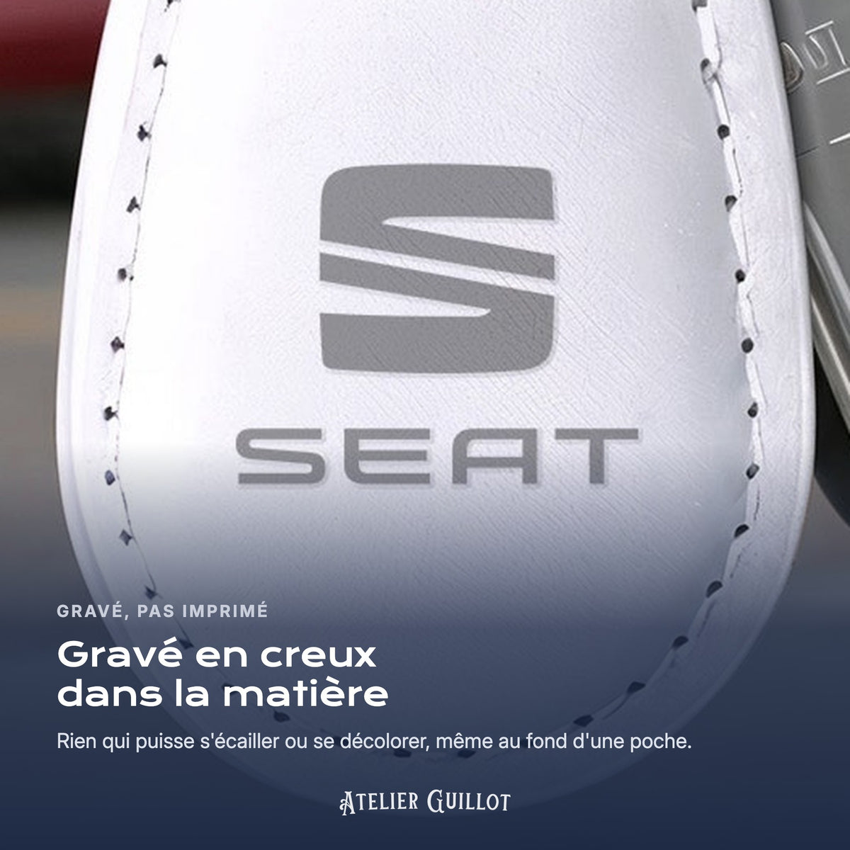 Logo SEAT gravé au laser dans le simili cuir