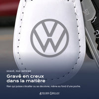 Logo Volkswagen gravé au laser dans le simili cuir