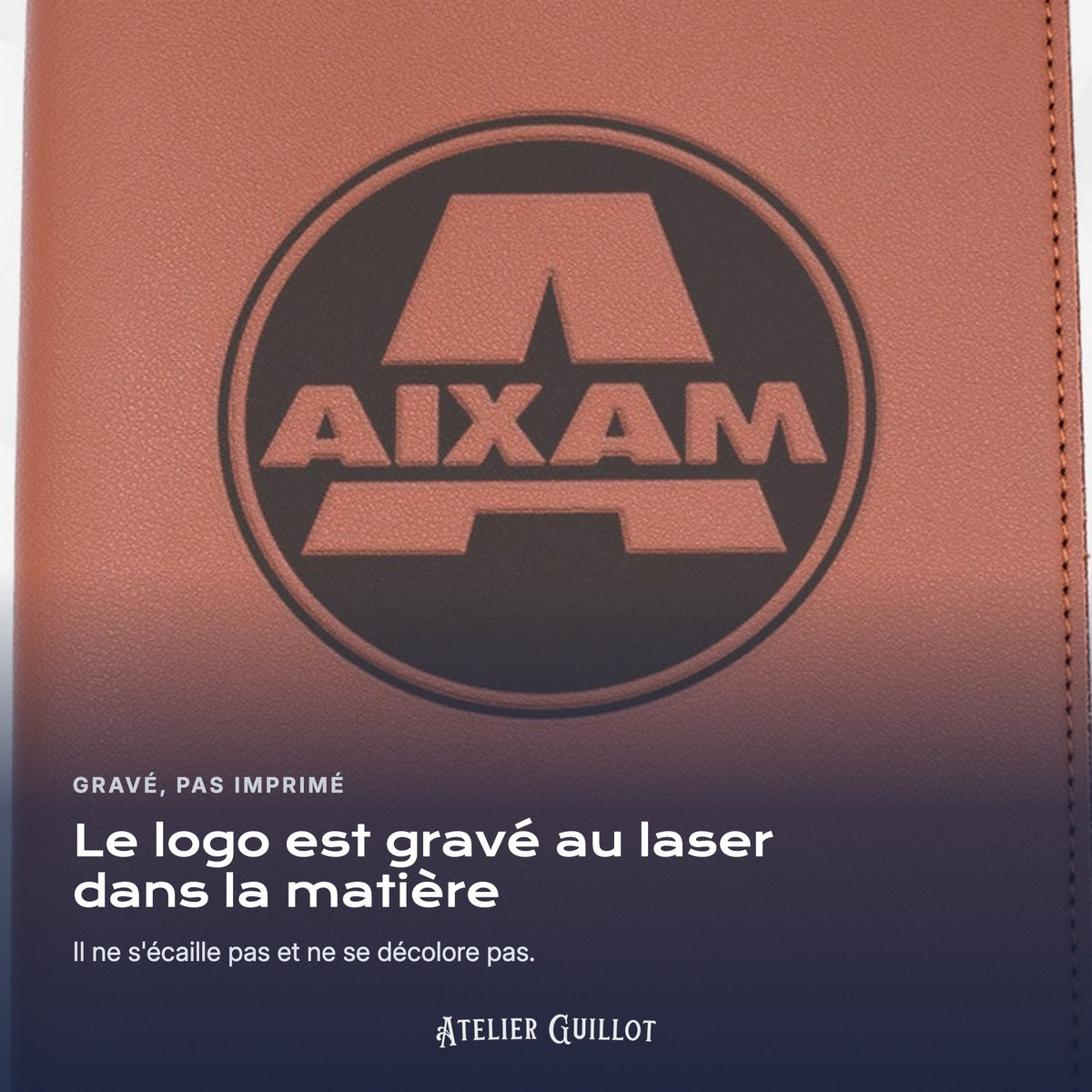 Logo AIXAM gravé au laser dans le simili cuir