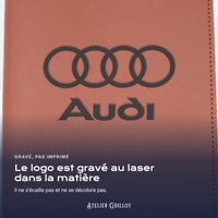 Logo AUDI gravé au laser dans le simili cuir