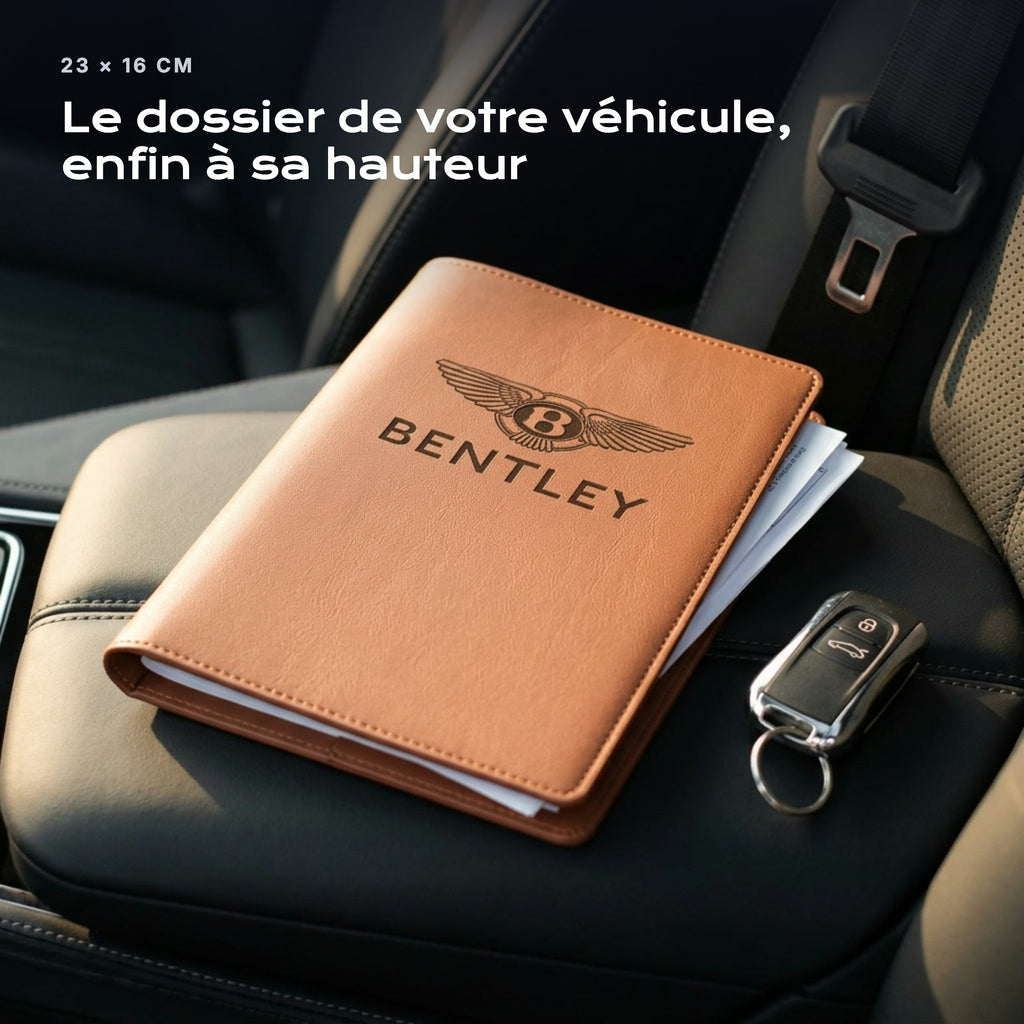 Porte-documents BENTLEY posé sur un siège, avec des factures