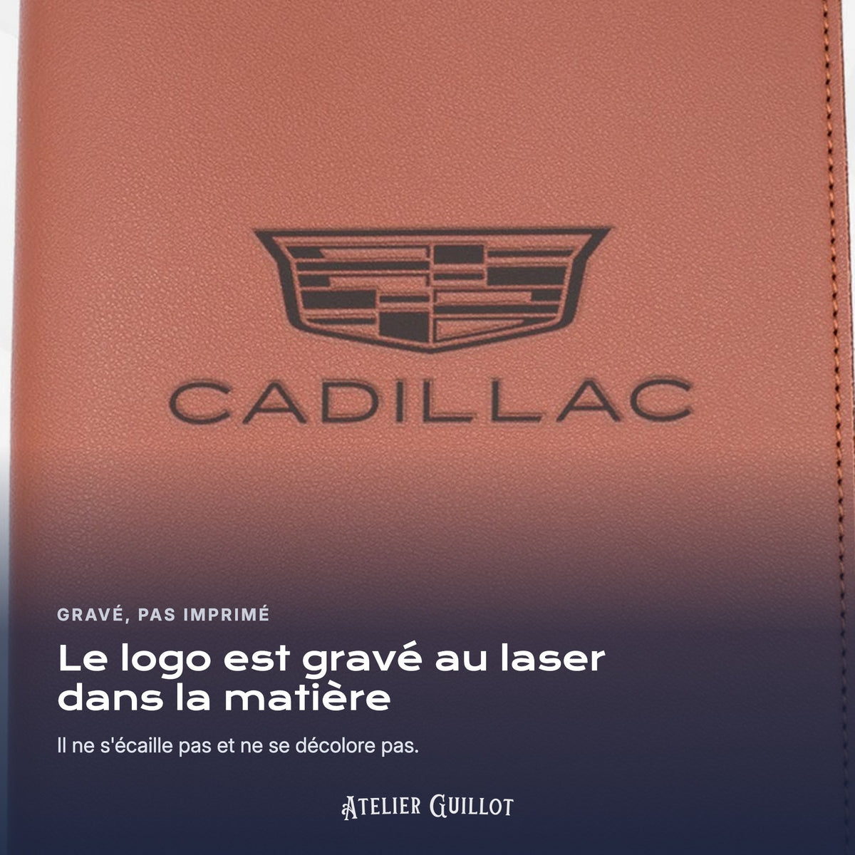 Logo CADILLAC gravé au laser dans le simili cuir