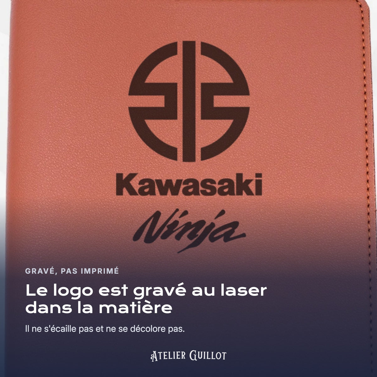 Logo Kawasaki Ninja gravé au laser dans le simili cuir