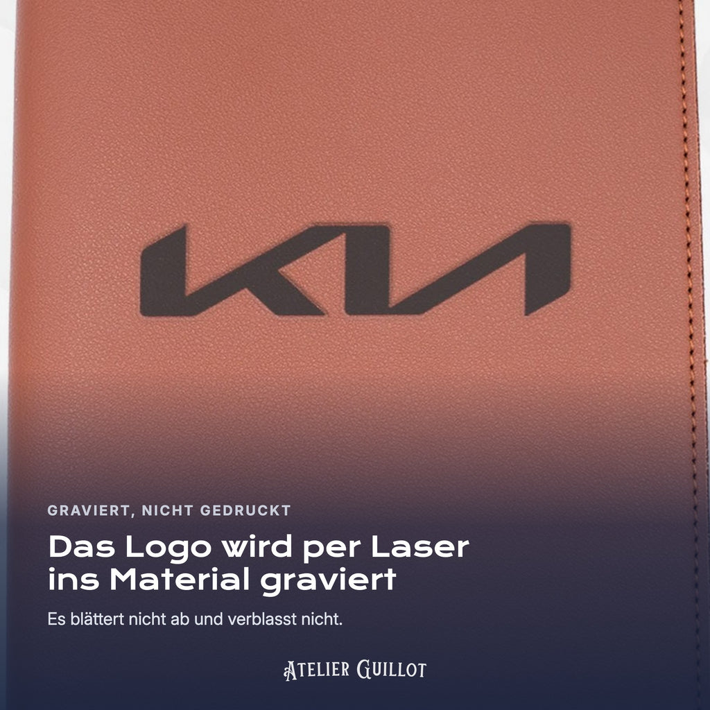 Logo KIA, per Laser in Kunstleder graviert
