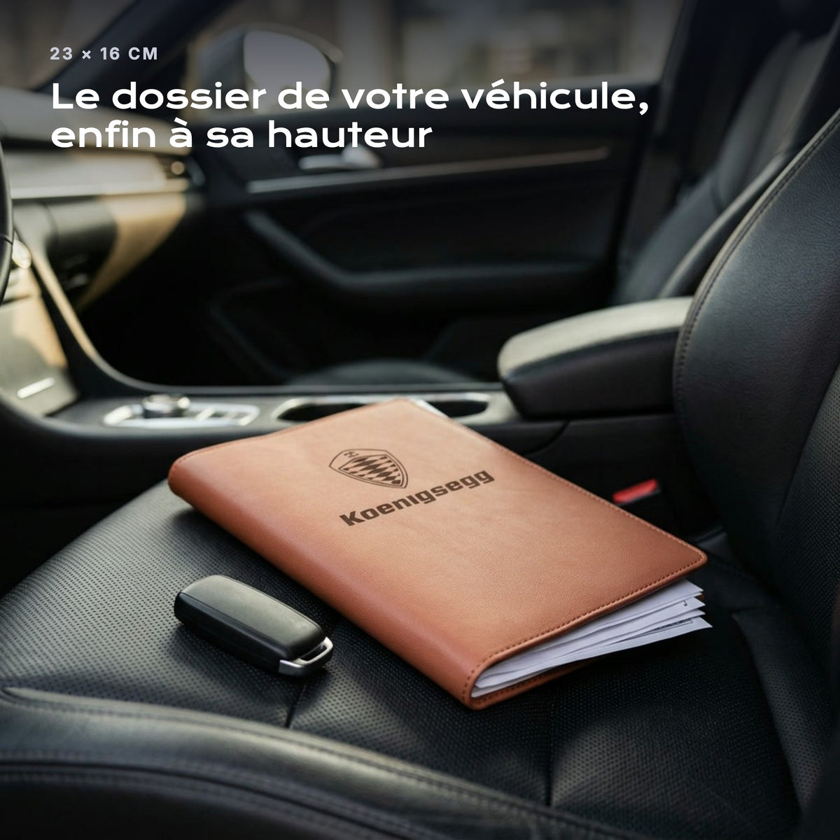Porte-documents KOENIGSEGG posé sur un siège, avec des factures