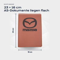 Fahrzeugmappe MAZDA von Atelier Guillot: 23 × 16 cm, A5-Dokumente liegen flach