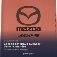 Logo Mazda MX-5 gravé au laser dans le simili cuir