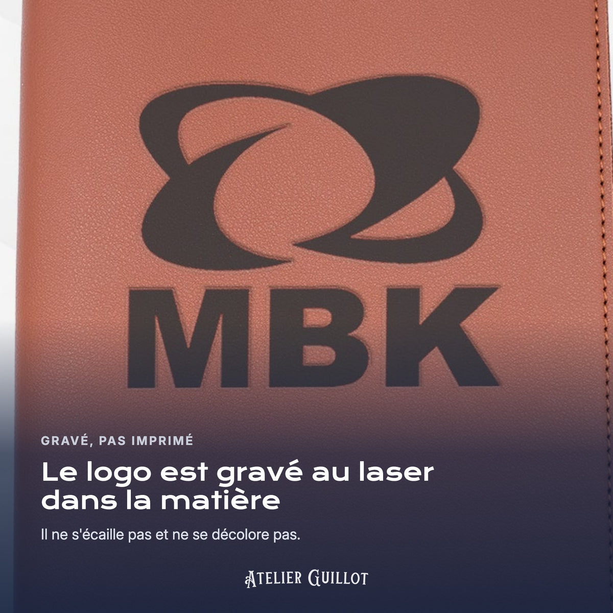 Logo MBK gravé au laser dans le simili cuir