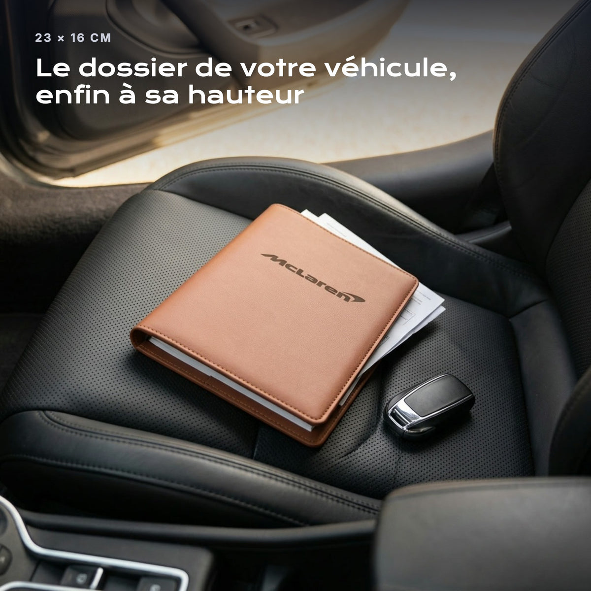 Porte-documents MC-LAREN posé sur un siège, avec des factures