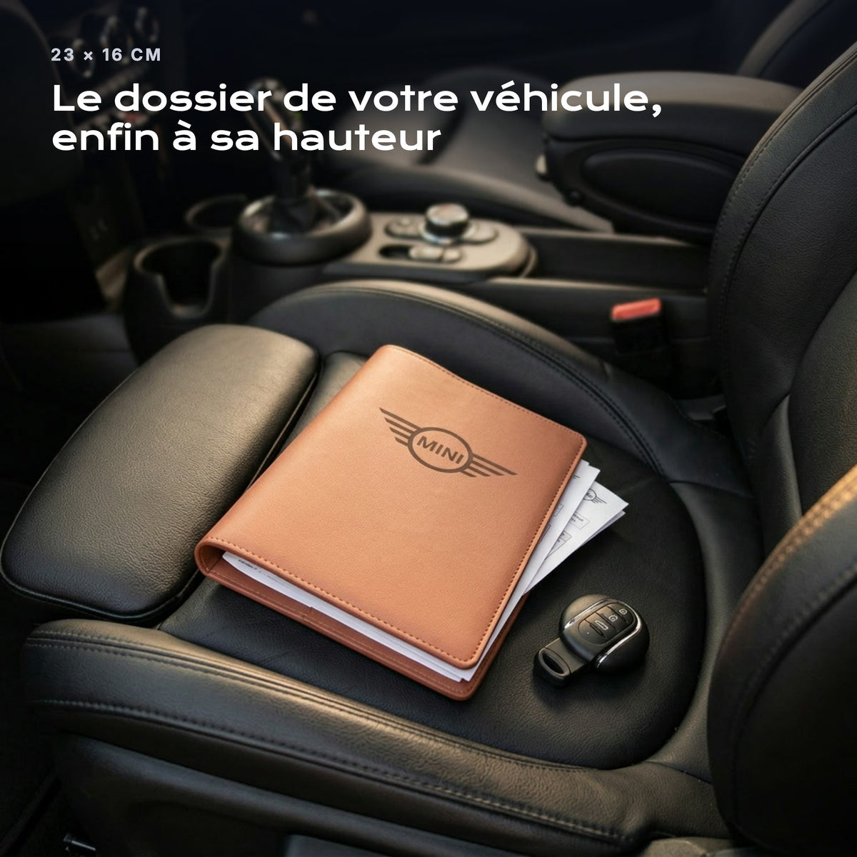Porte-documents MINI posé sur un siège, avec des factures