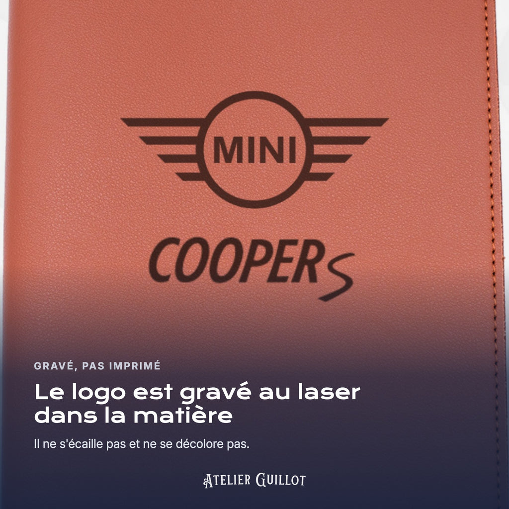 Logo Mini Cooper S gravé au laser dans le simili cuir