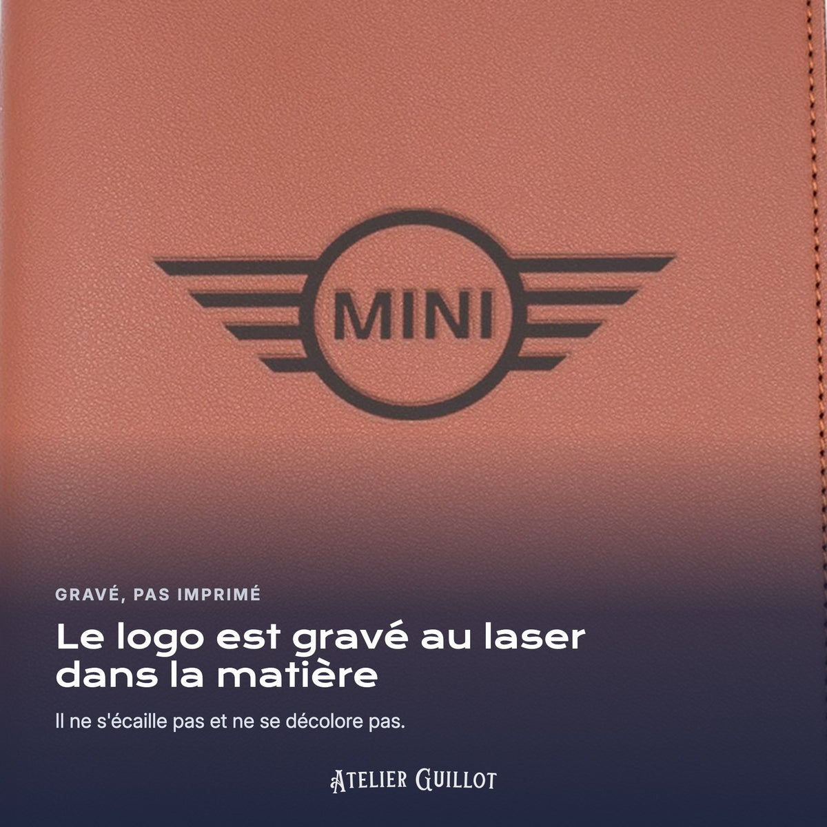 Logo MINI gravé au laser dans le simili cuir