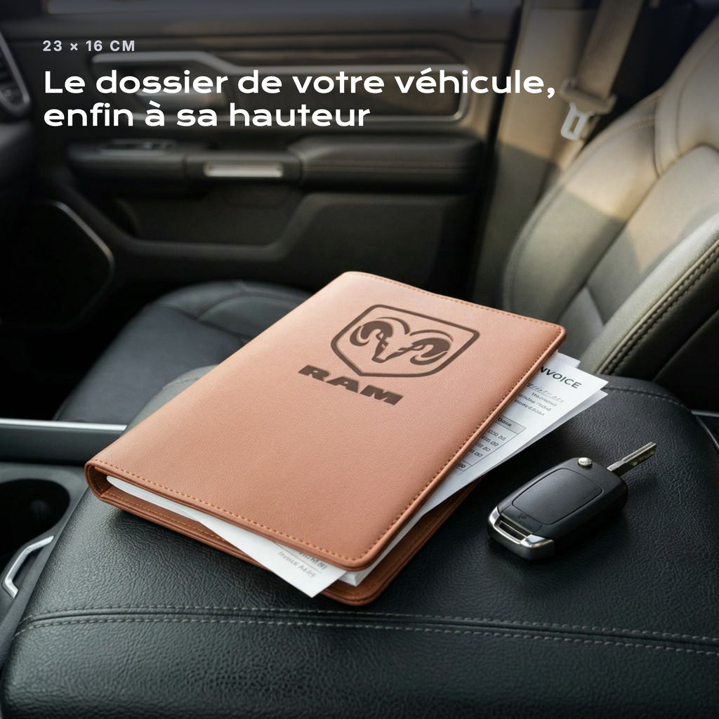Porte-documents RAM posé sur un siège, avec des factures