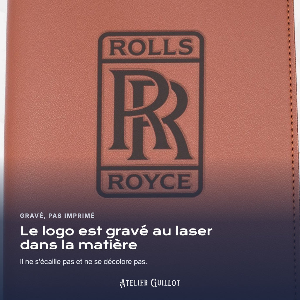 Logo ROLLS-ROYCE gravé au laser dans le simili cuir