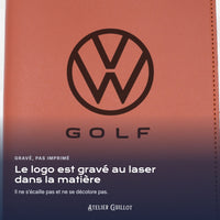 Logo Volkswagen Golf gravé au laser dans le simili cuir