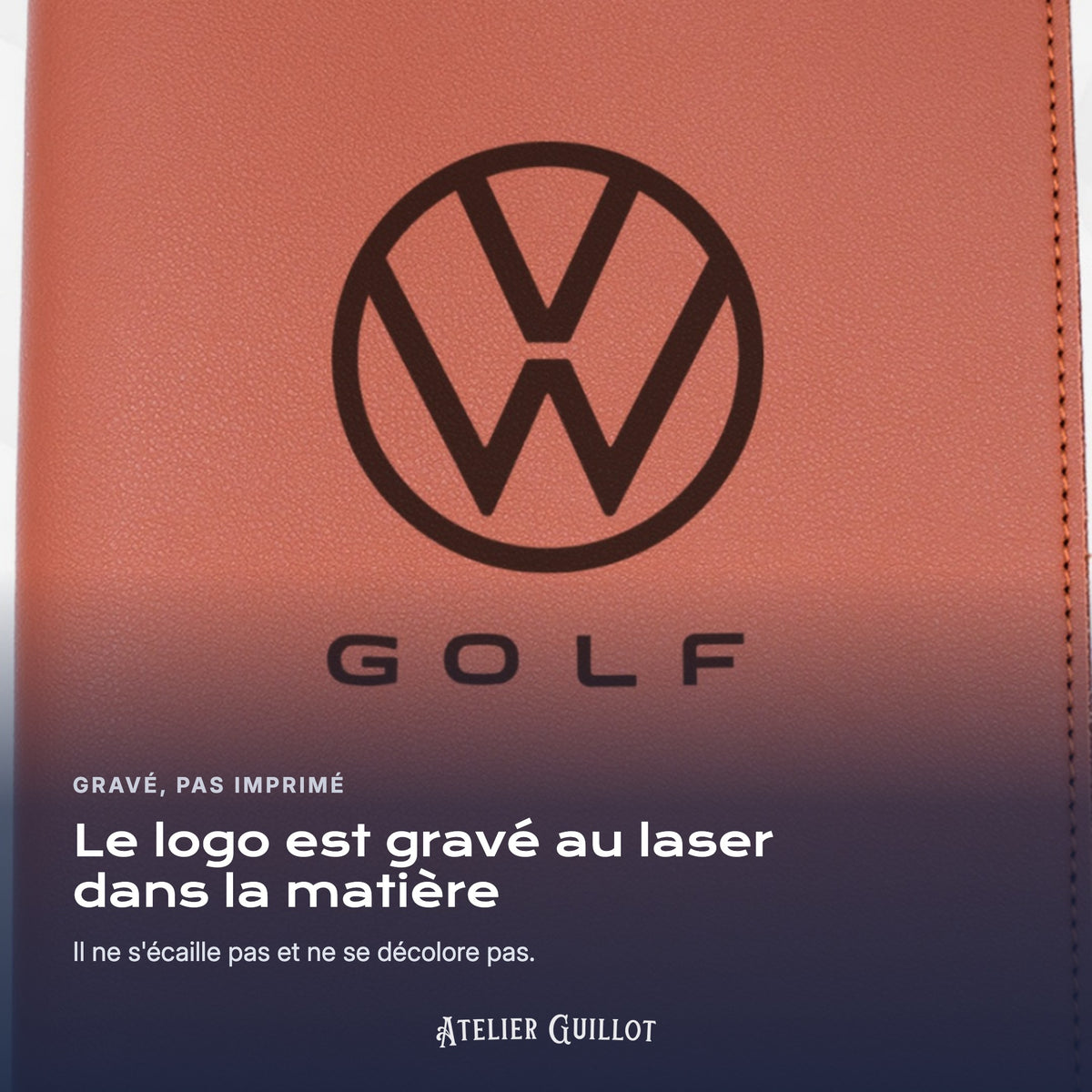 Logo Volkswagen Golf gravé au laser dans le simili cuir