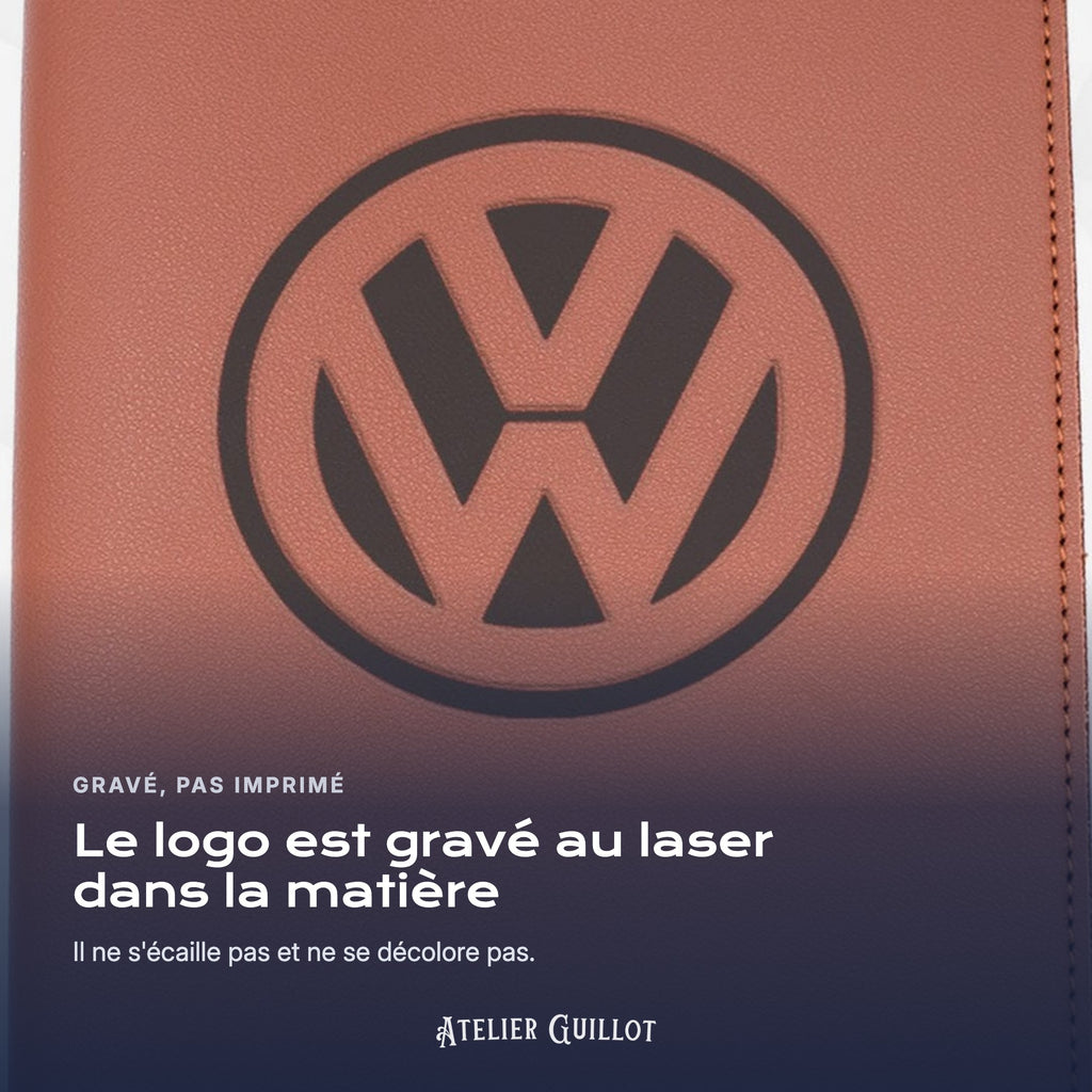 Logo VOLKSWAGEN gravé au laser dans le simili cuir
