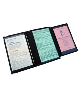 Porte carte grise ford en simili cuir avec rangement pour permis de conduire , certificat d'immatriculation , et assurance