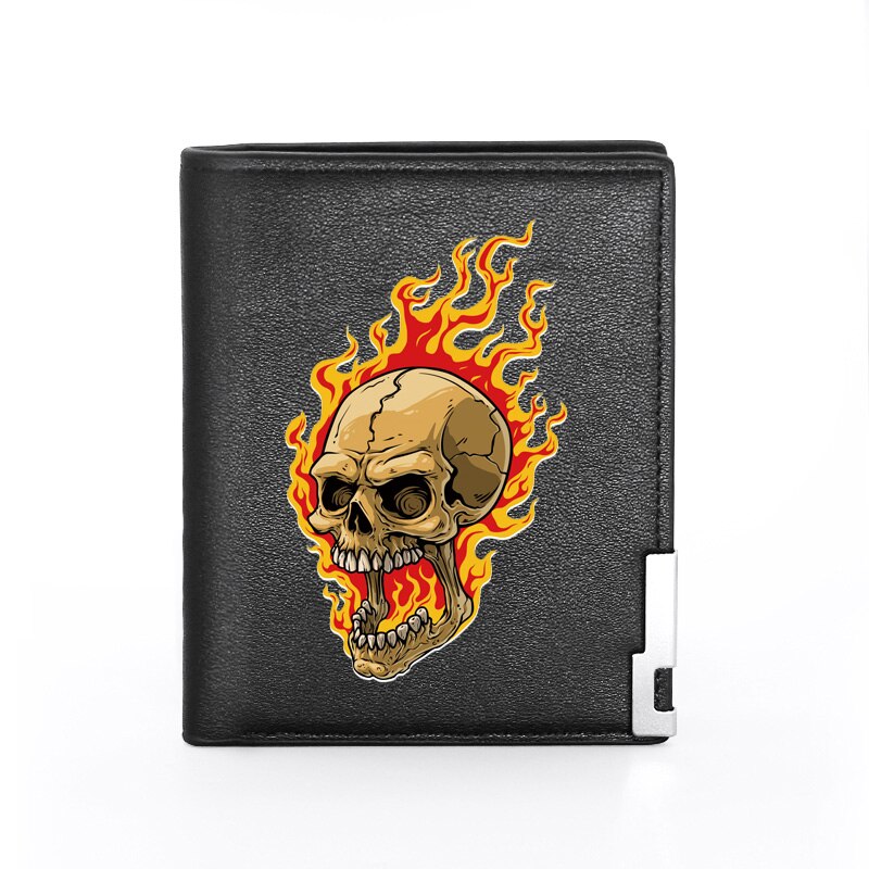 Porte Cartes avec une tête de mort avec des flammes